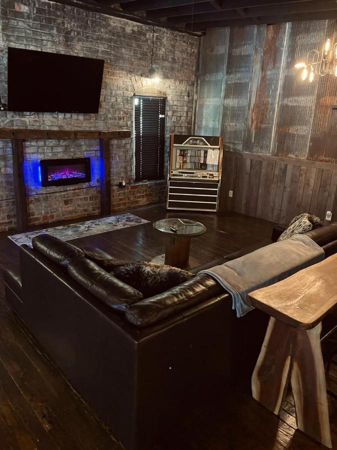 Hocking Hills Rusty Lofts Apartment Logan Luaran gambar