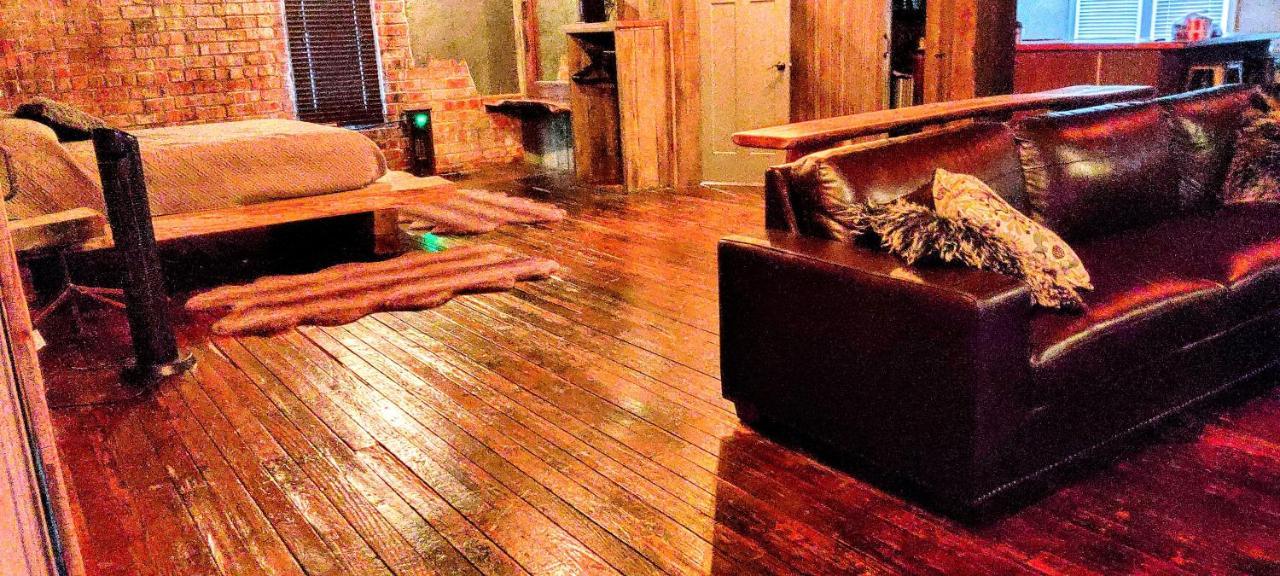 Hocking Hills Rusty Lofts Apartment Logan Luaran gambar